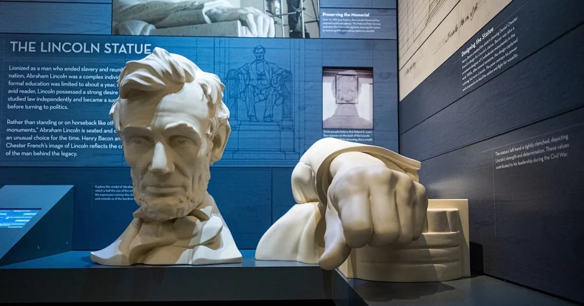 Inauguran un museo innovador bajo el Memorial de Lincoln en Washington