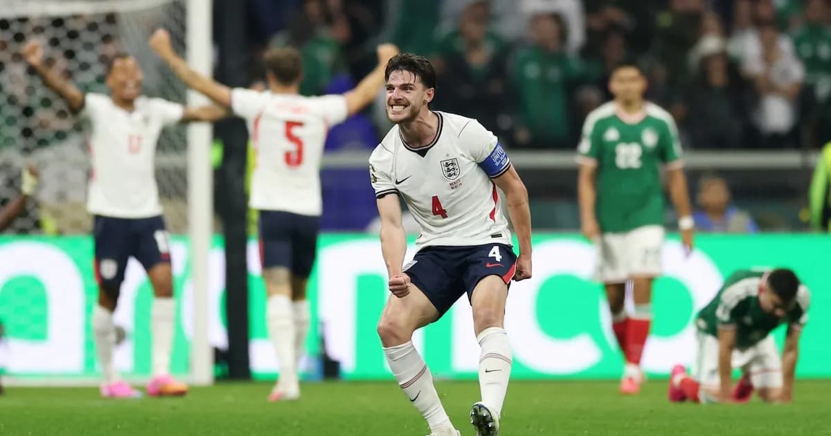 Inglaterra superó a México 3-2 en un partido cargado de controversias y avanza a cuartos