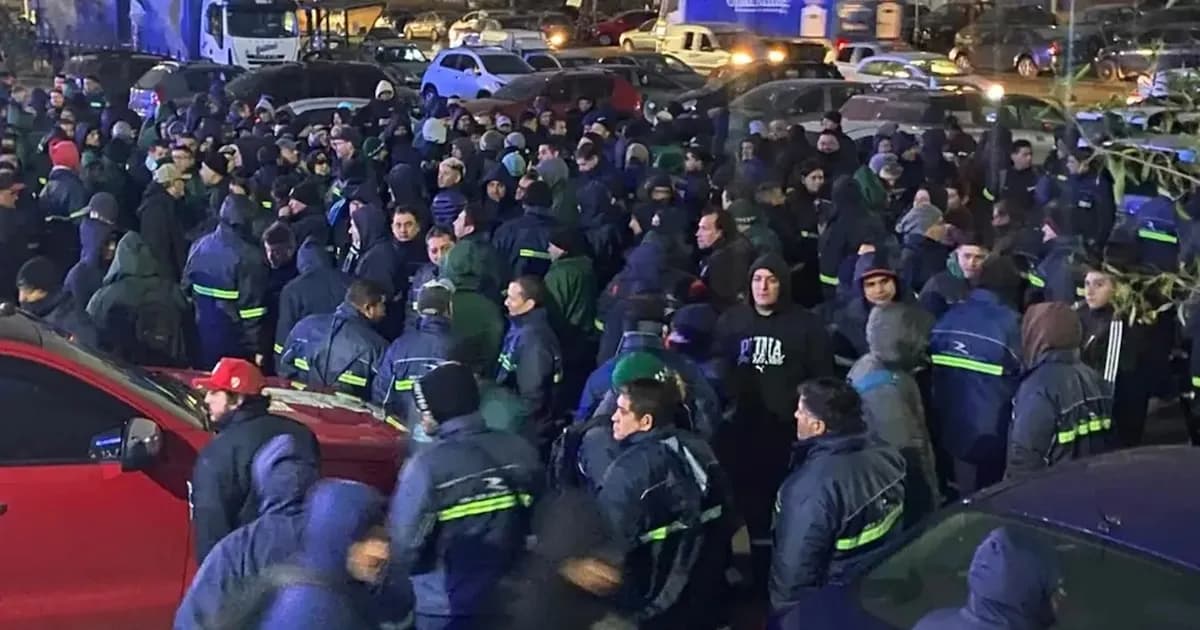 Escándalo en el Sindicato de Camioneros por el despido de 220 trabajadores en Express Beer