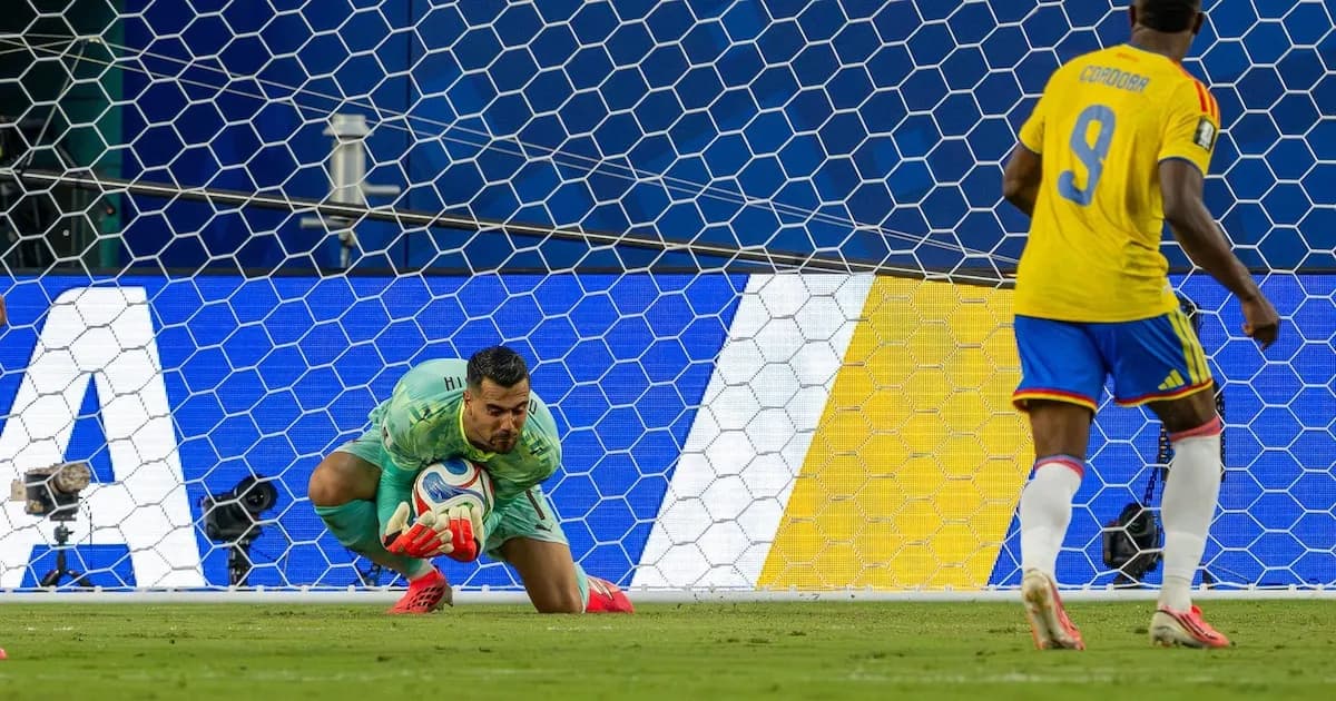 Jhon Córdoba se pierde el Mundial: lesión lo aparta del partido contra Suiza