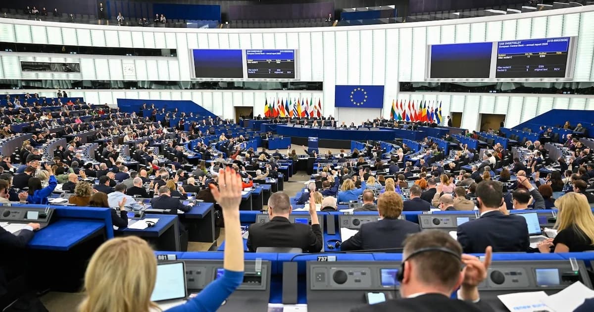 El Parlamento Europeo impulsa la expansión del impuesto al carbono y refuerza controles