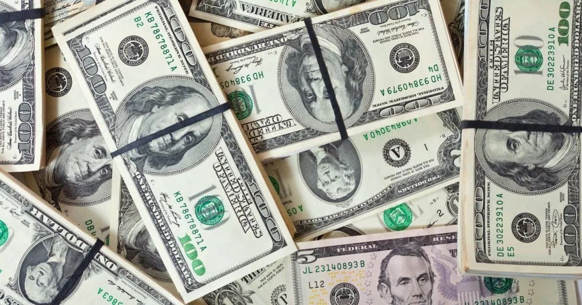 Pagos de Bonos Soberanos: Estrategias de Inversión para los Dólares Recibidos