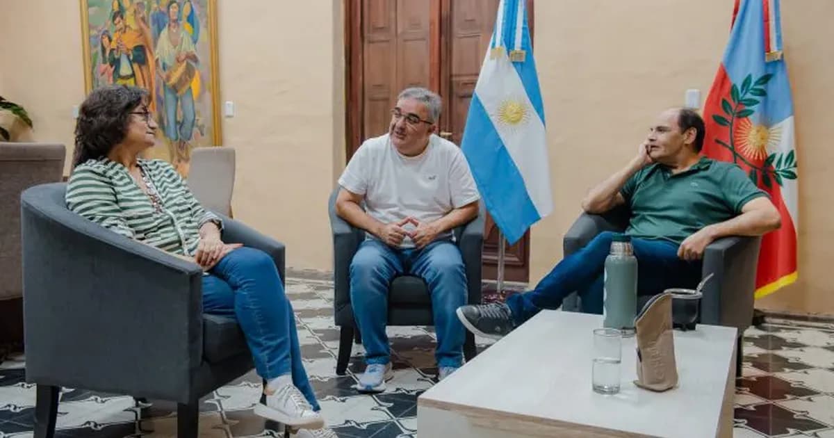 Raúl Jalil, entre el diálogo con Milei y el apoyo del PJ en Catamarca