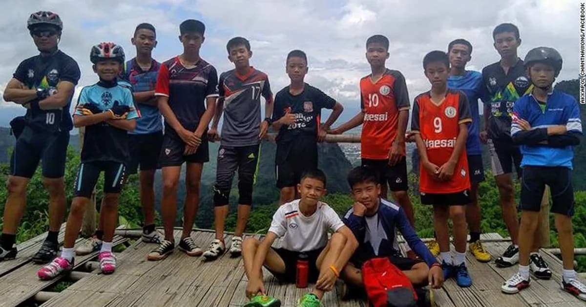 Rescate Heroico en Tailandia: 12 Jóvenes y su Entrenador Salvan de una Cueva Inundada