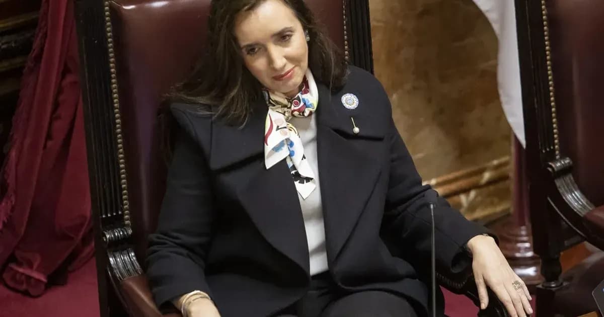 Villarruel rinde homenaje a los héroes de la independencia antes de coincidir con Milei