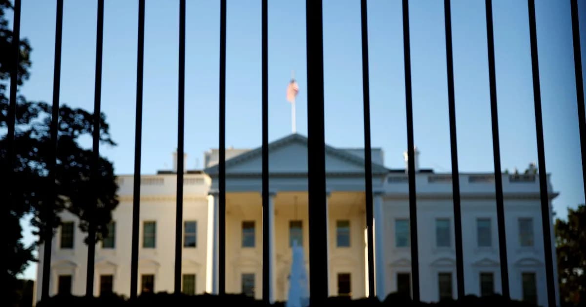 La Casa Blanca considera vallas permanentes en Pennsylvania Avenue para mayor seguridad