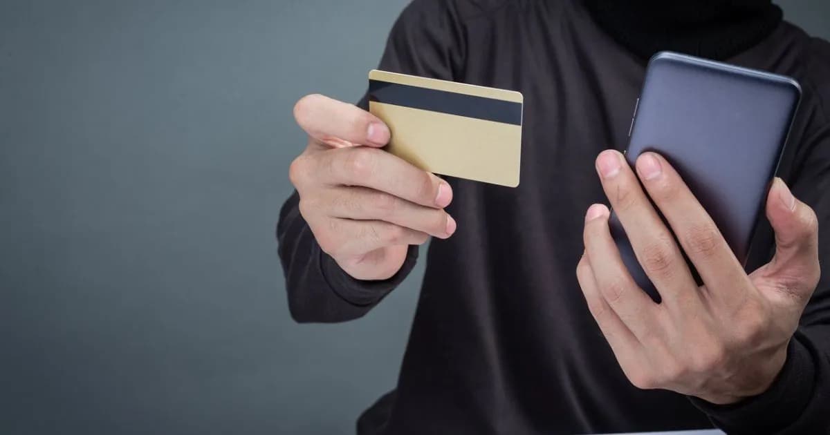 Argentina presenta la primera tarjeta de débito y crédito en criptomonedas a nivel global