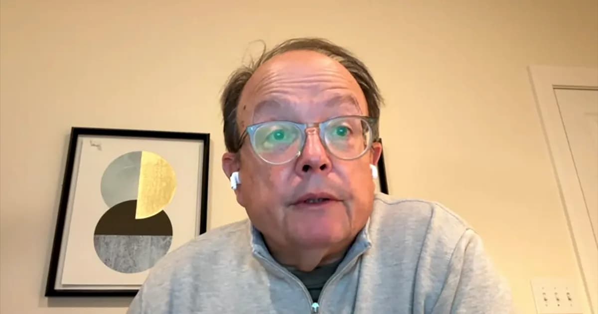 Ex viceministro de Economía cuestiona el manejo del dólar y propone liberar el cepo