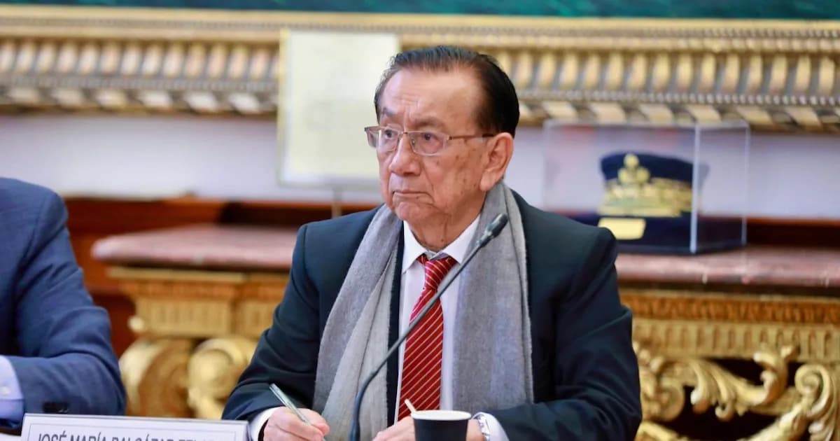 José María Balcázar asume como presidente interino del Perú en medio de tensiones políticas