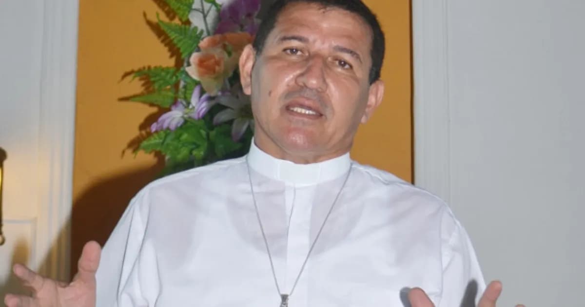 Detienen a sacerdote en Santa Marta por misa no autorizada en un cementerio
