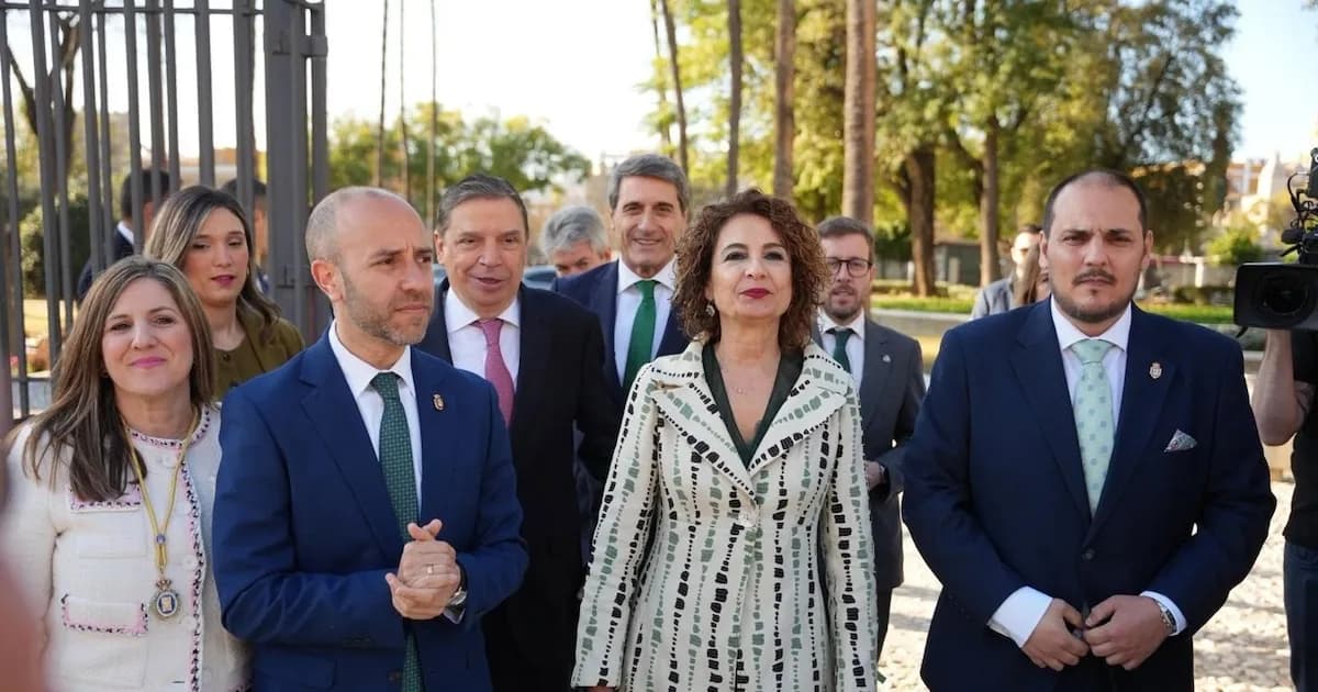 Montero elige el Día de Andalucía con ciudadanos en lugar de asistir a gala oficial