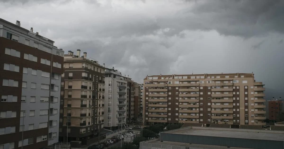 Descenso de temperaturas y lluvias en la Península este lunes