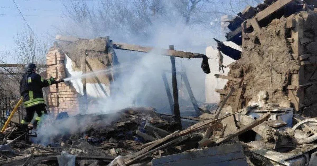 Ataques aéreos rusos en Ucrania dejan cinco muertos y devastación en Jersón y Dnipropetrovsk