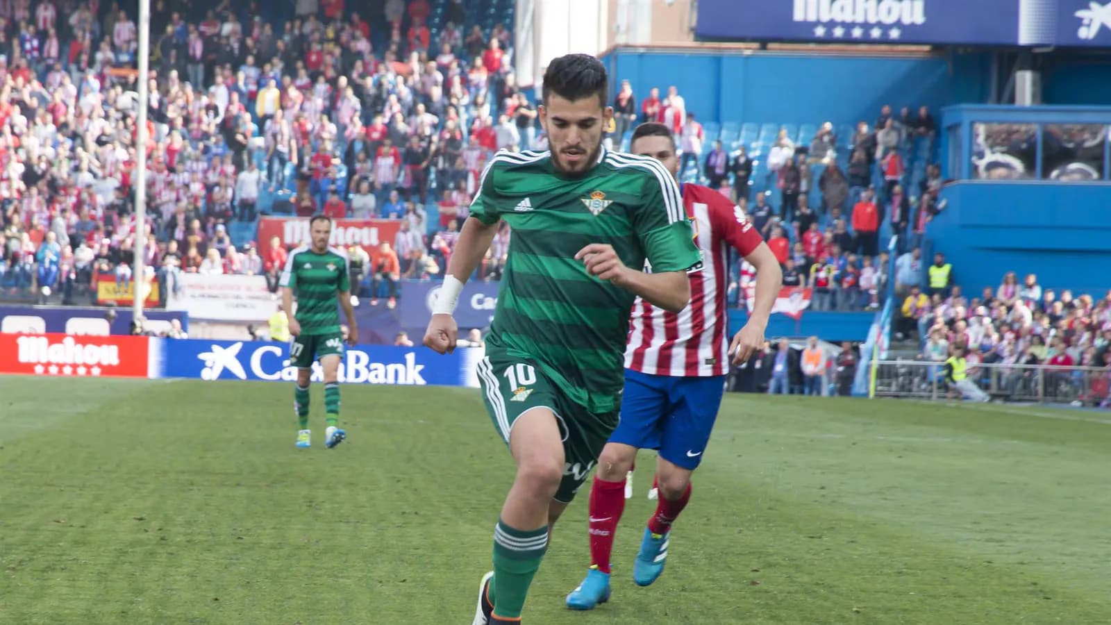 Dani Ceballos vuelve al Real Betis y firma contrato hasta junio de 2029