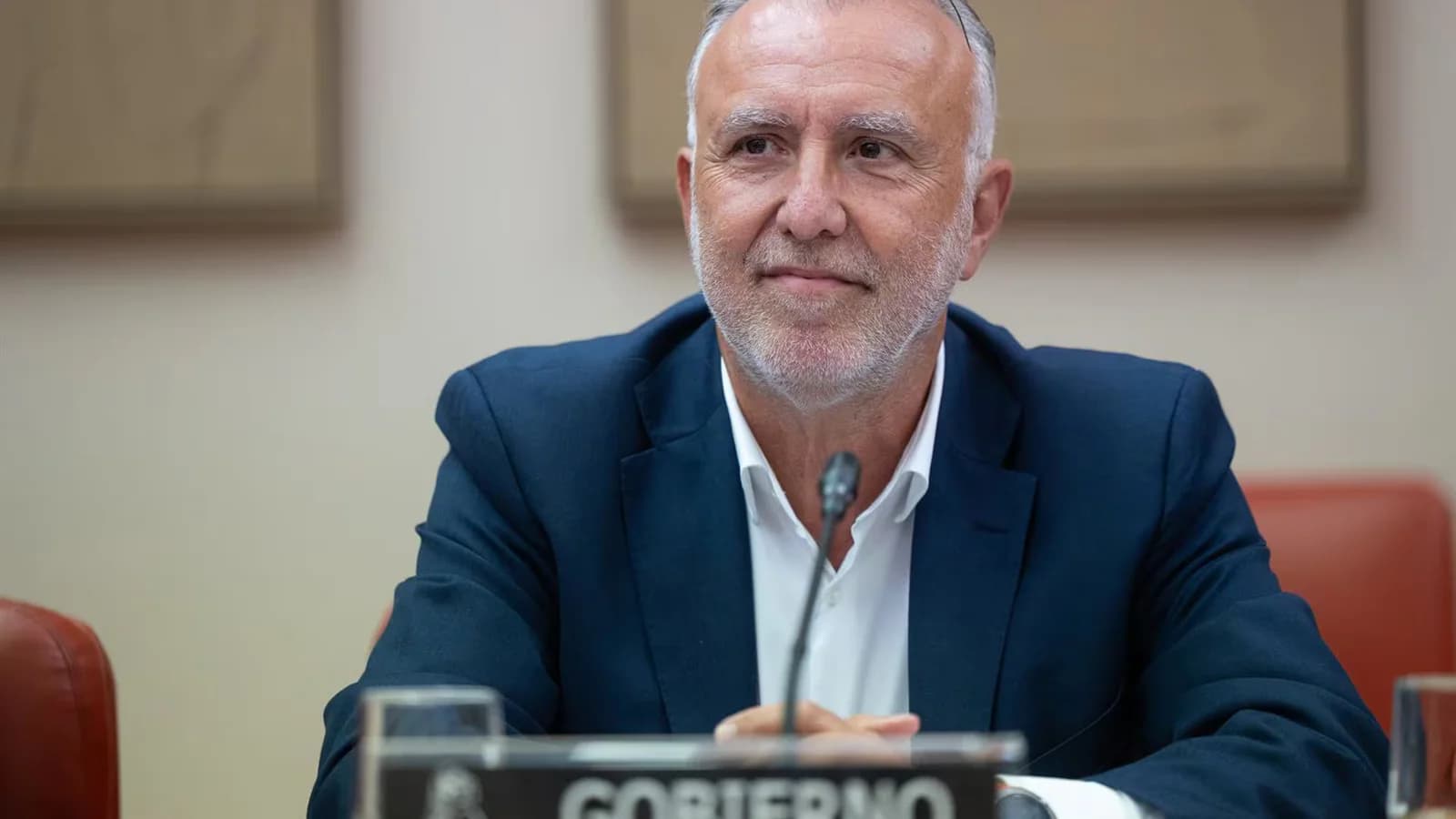 Torres pidió esperar el informe policial antes de atribuir a Marruecos la entrada en Ceuta