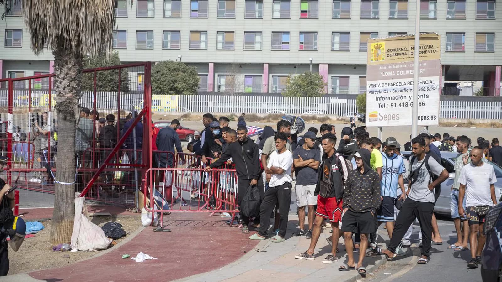 Morant pide prudencia ante el informe que vincula a Marruecos con la crisis de Ceuta
