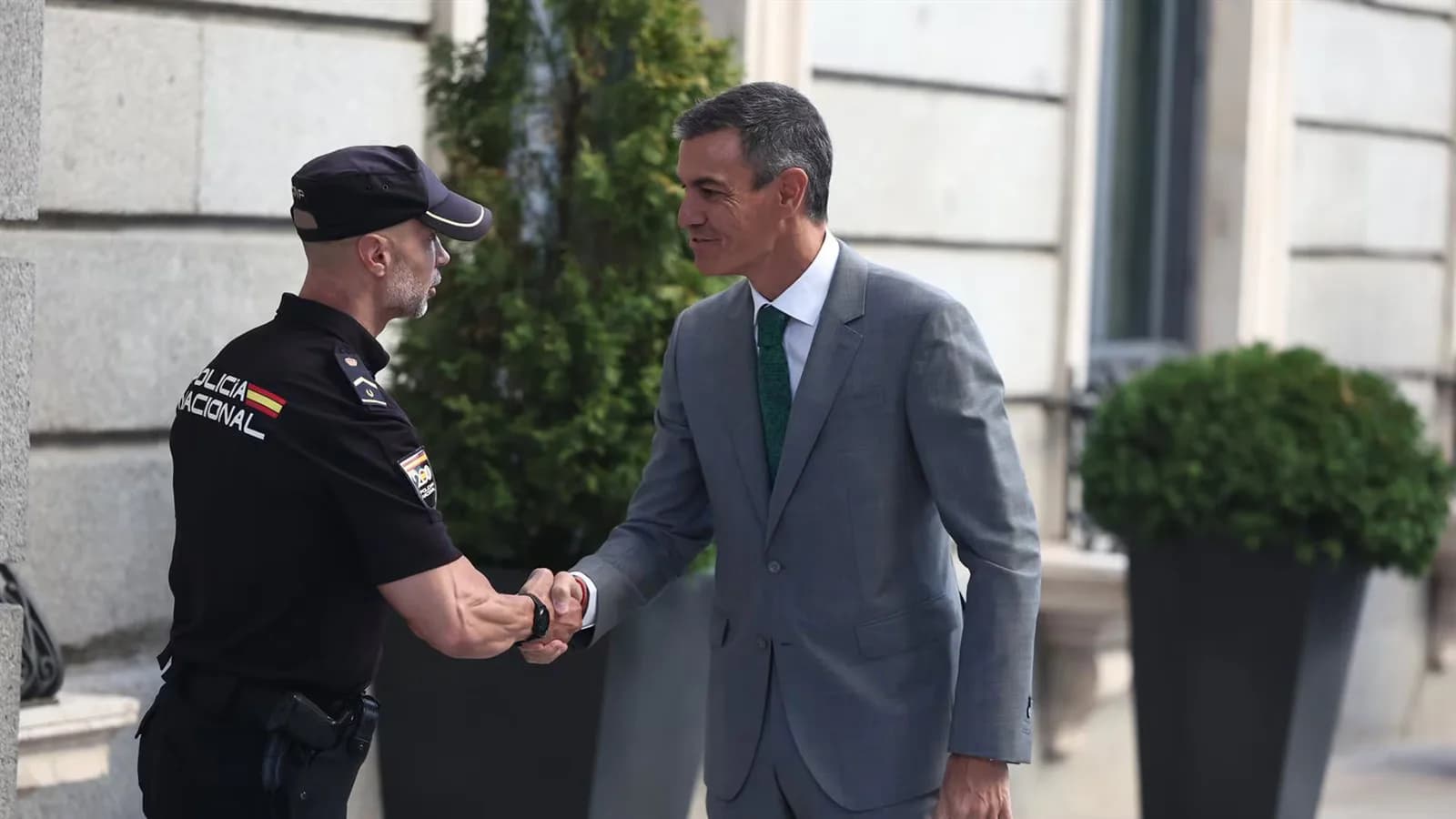 Sánchez asegura que Ceuta y Melilla seguirán siendo españolas “hasta el final de los tiempos”