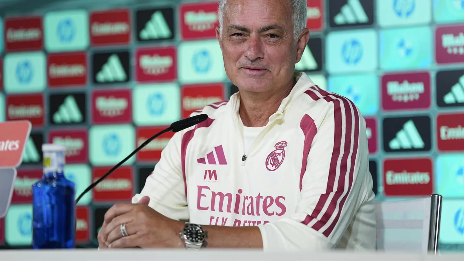Mourinho admitió que se equivocó con Pellegrini y elogió al técnico chileno