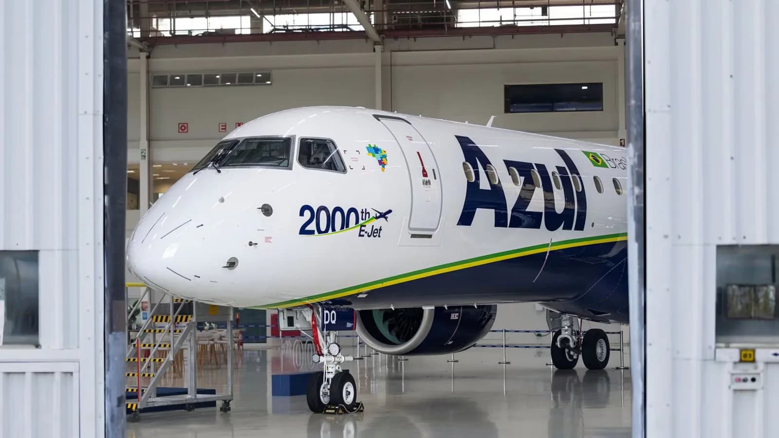 Embraer entrega a Azul el E-Jet número 2.000 de la familia desde 2004