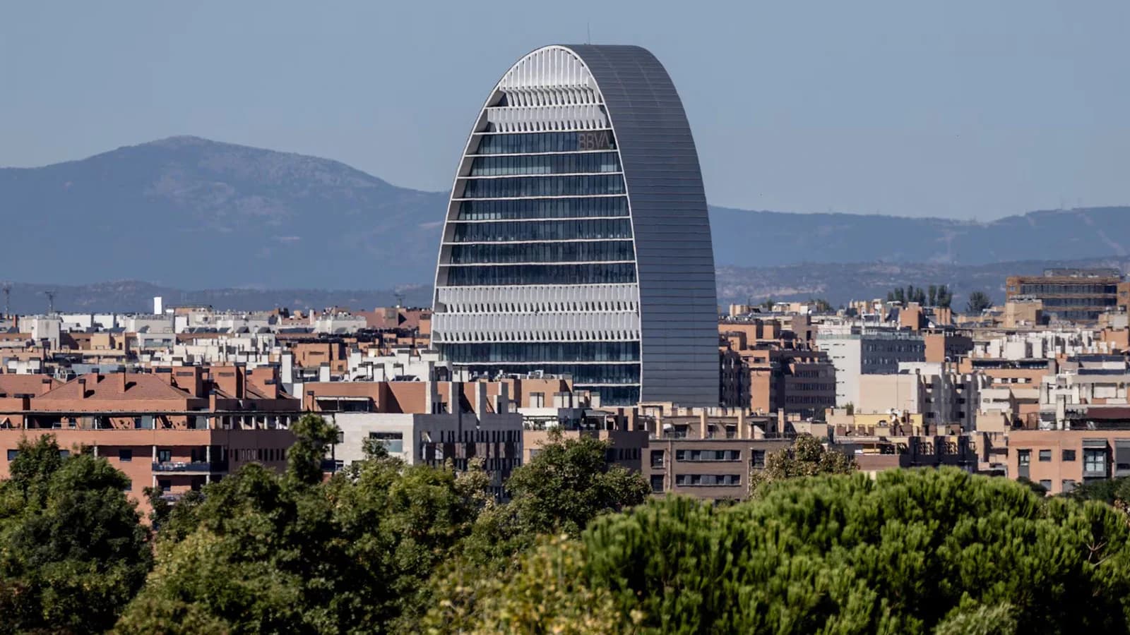 BBVA se incorpora al patronato de la Fundación del Instituto Español de Analistas