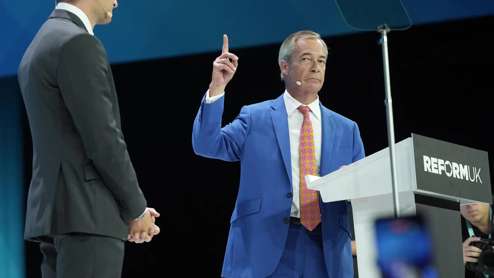 Farage y Bardella pactaron un plan migratorio para un eventual gobierno en Reino Unido y Francia