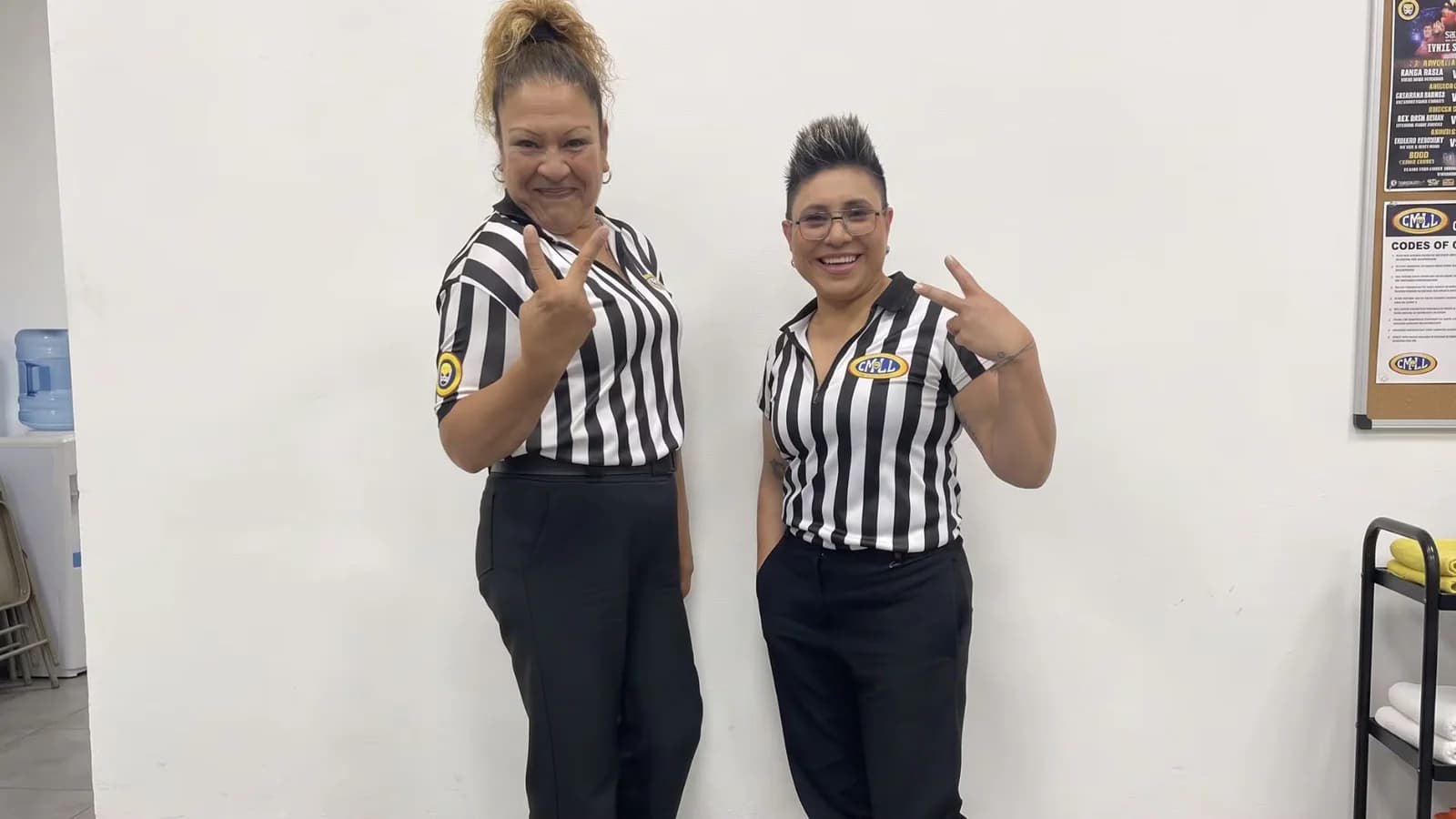 La Vaquerita y La Comandante, de luchadoras a réferis del CMLL