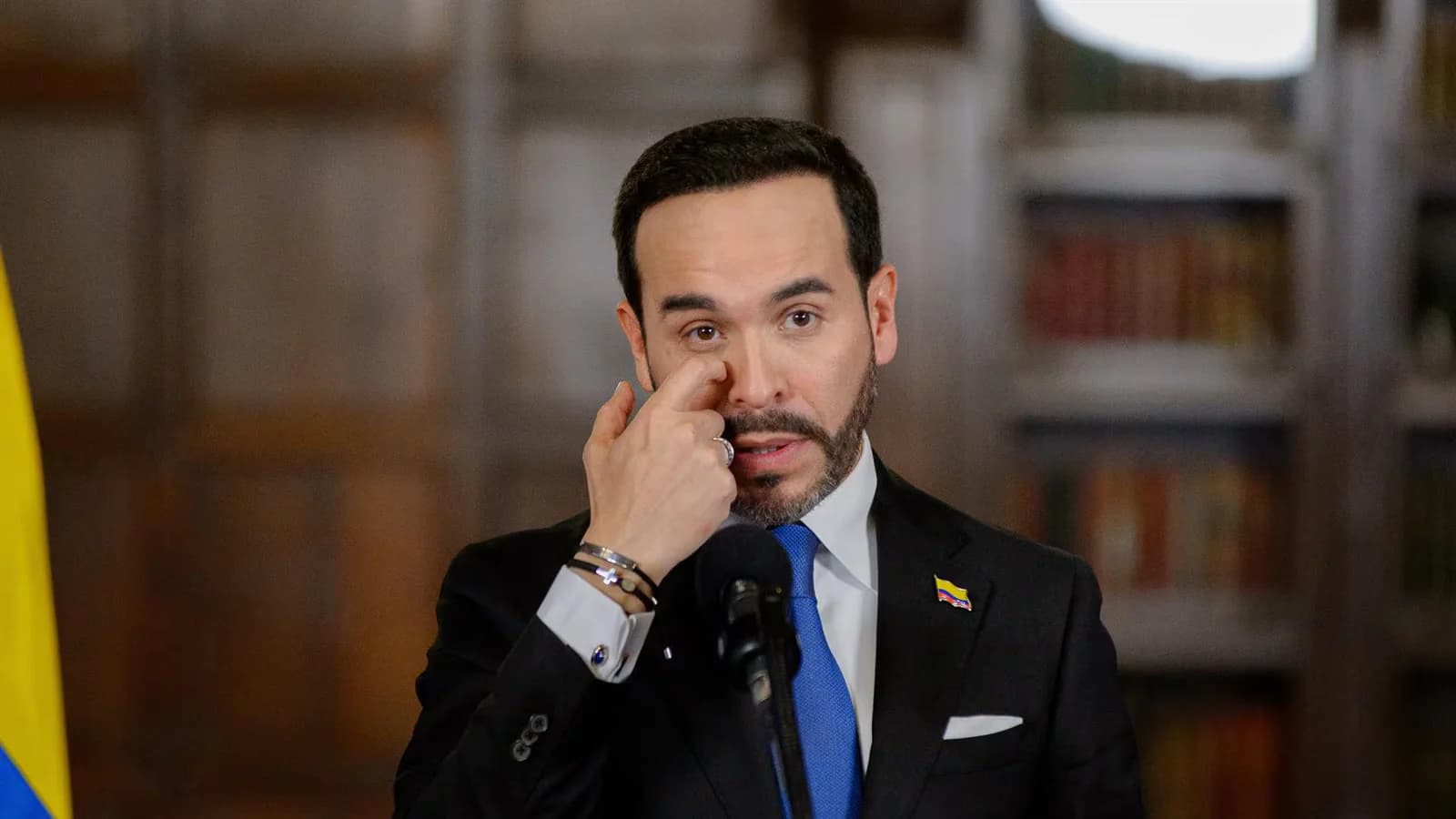 De la Espriella cierra las mesas de diálogo de la política de paz total de Petro