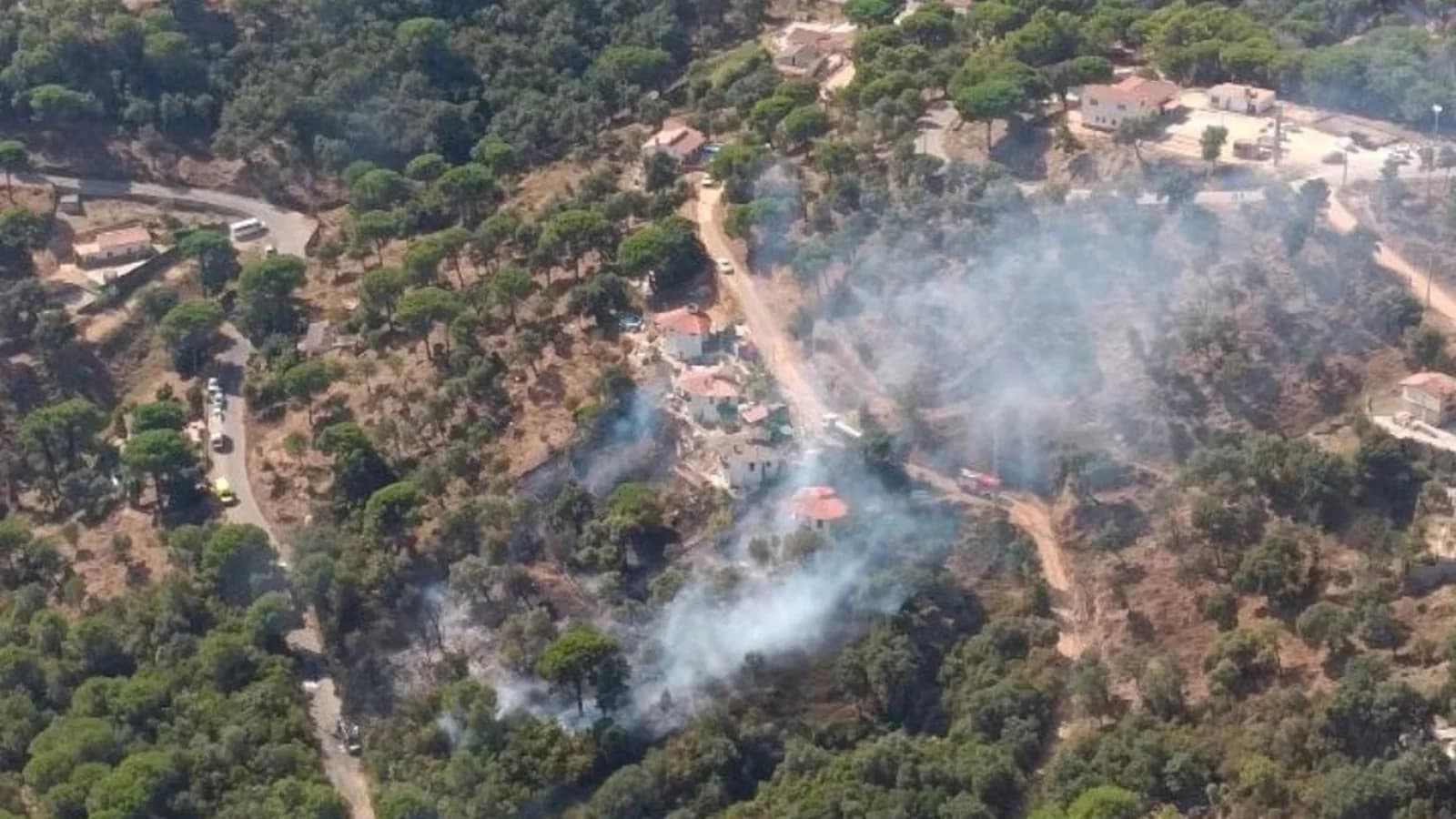 Controlan el incendio forestal de Tordera y levantan el confinamiento
