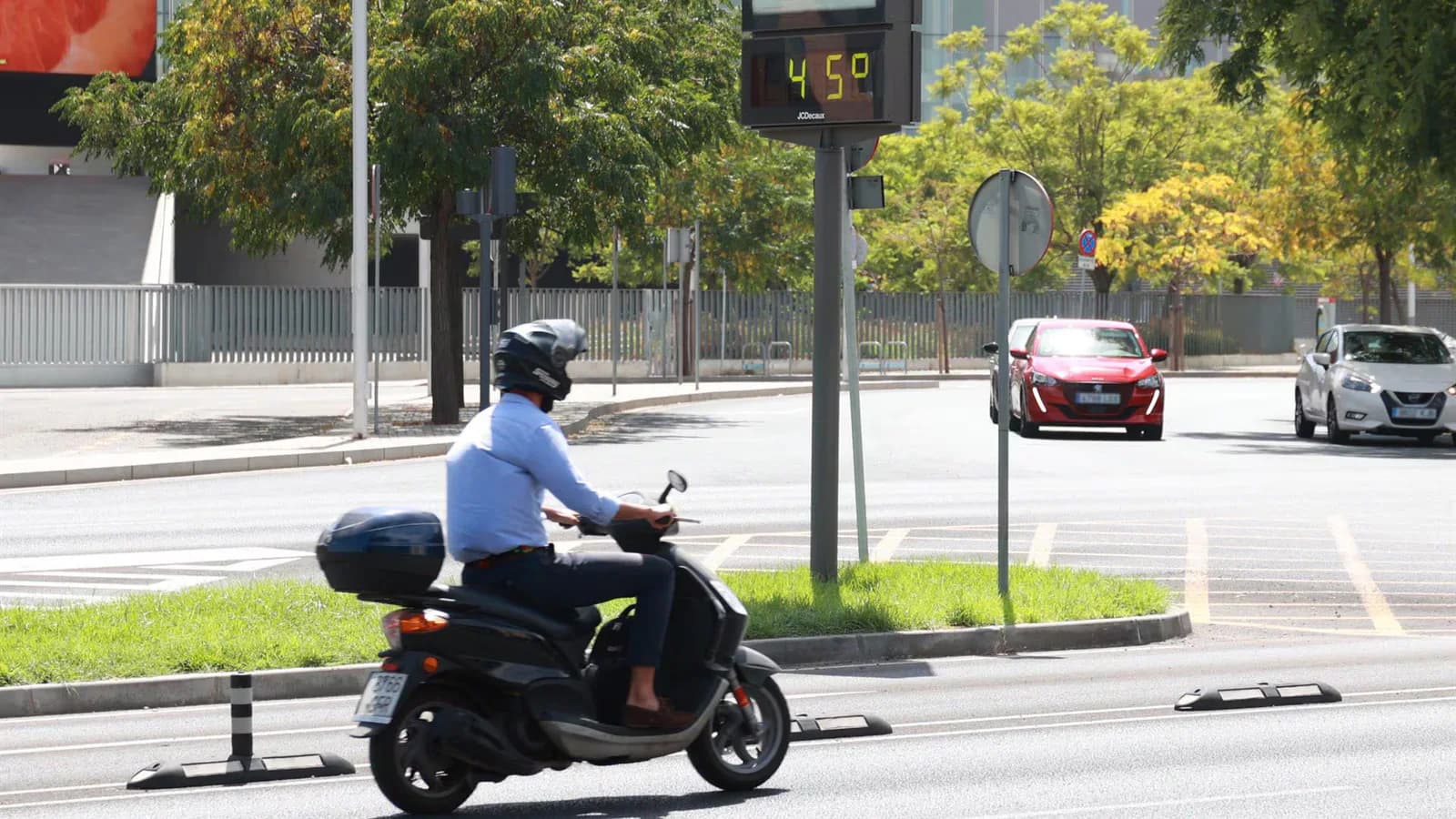 Andalucía y Cataluña tendrán aviso naranja por calor este domingo