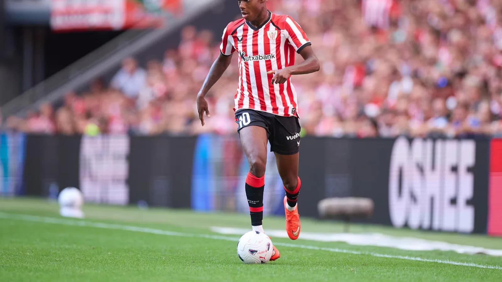 Athletic Club goleó 3-0 al Atlético de Madrid y le propinó su primera derrota