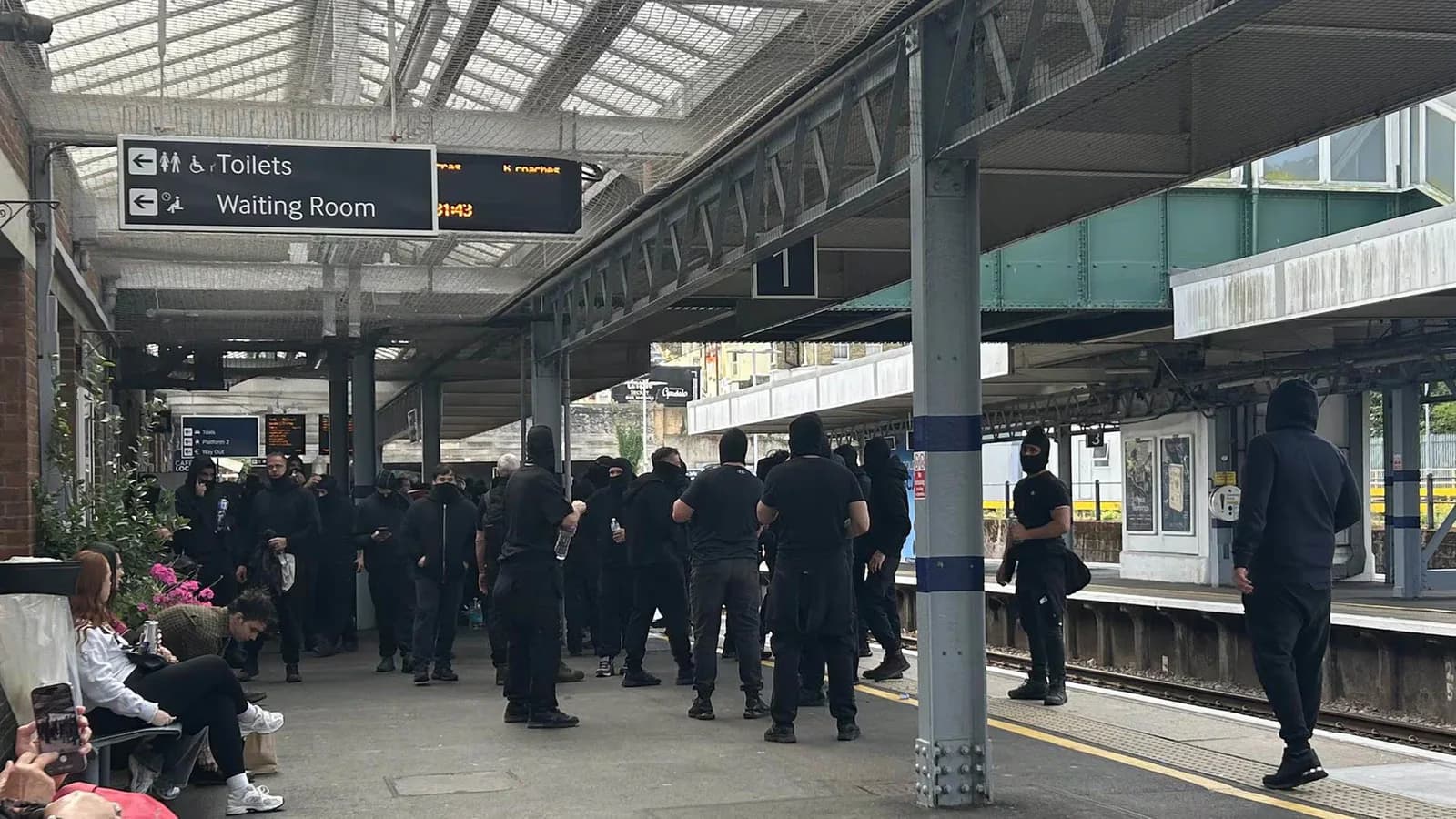 Interceptan en Portsmouth una embarcación con 140 solicitantes de asilo
