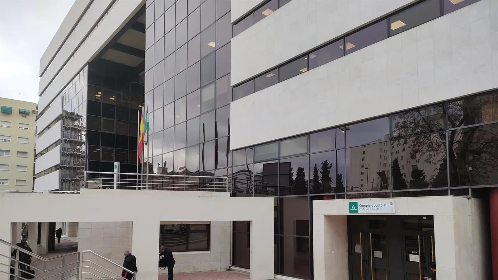 Condenan a un joven a un año de prisión por abusar de una menor en Granada