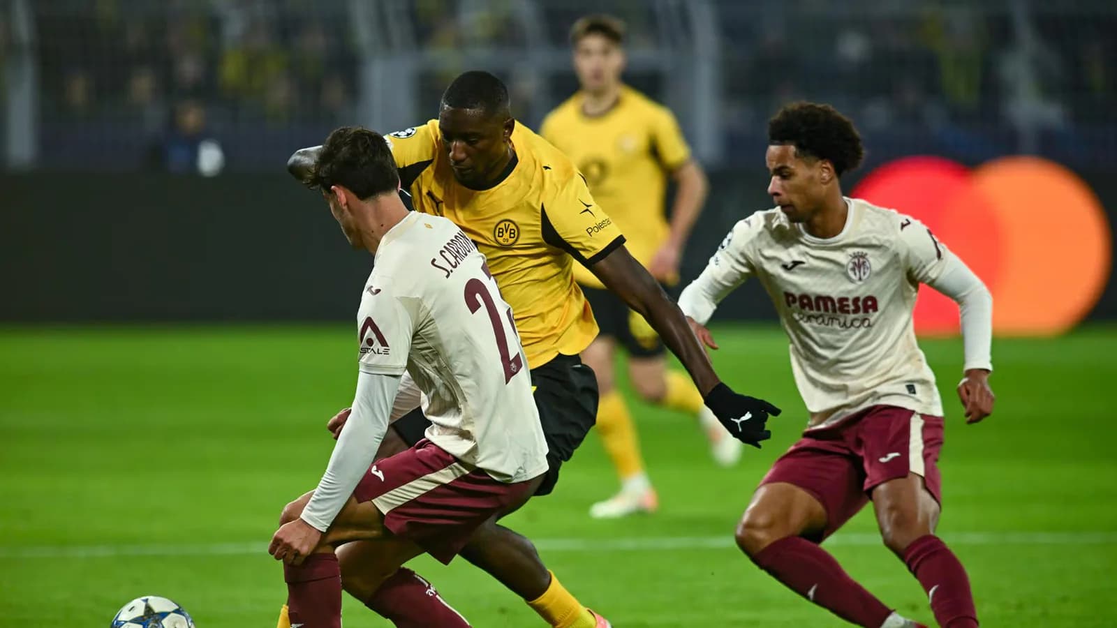 El Villarreal debuta en la Champions ante el Borussia Dortmund