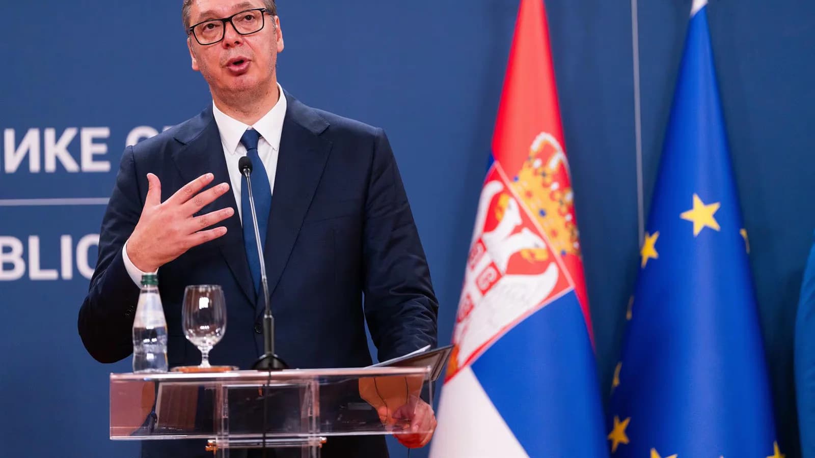 El Gobierno serbio pidió disolver el Parlamento y llamar a elecciones anticipadas
