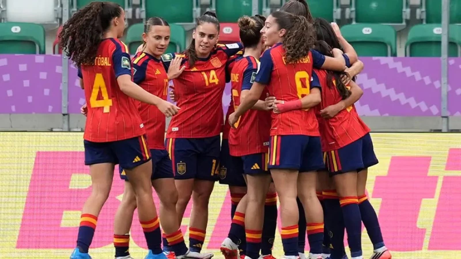 España debutó con un triunfo 2-0 ante Nigeria en el Mundial Sub-20 femenino