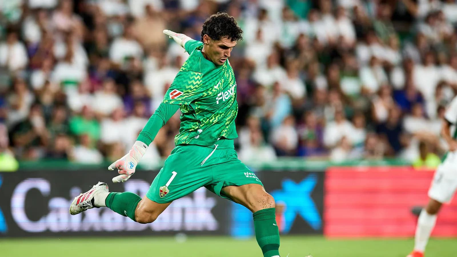 La Real Sociedad vence al Elche sobre el final y Getafe y Celta empatan