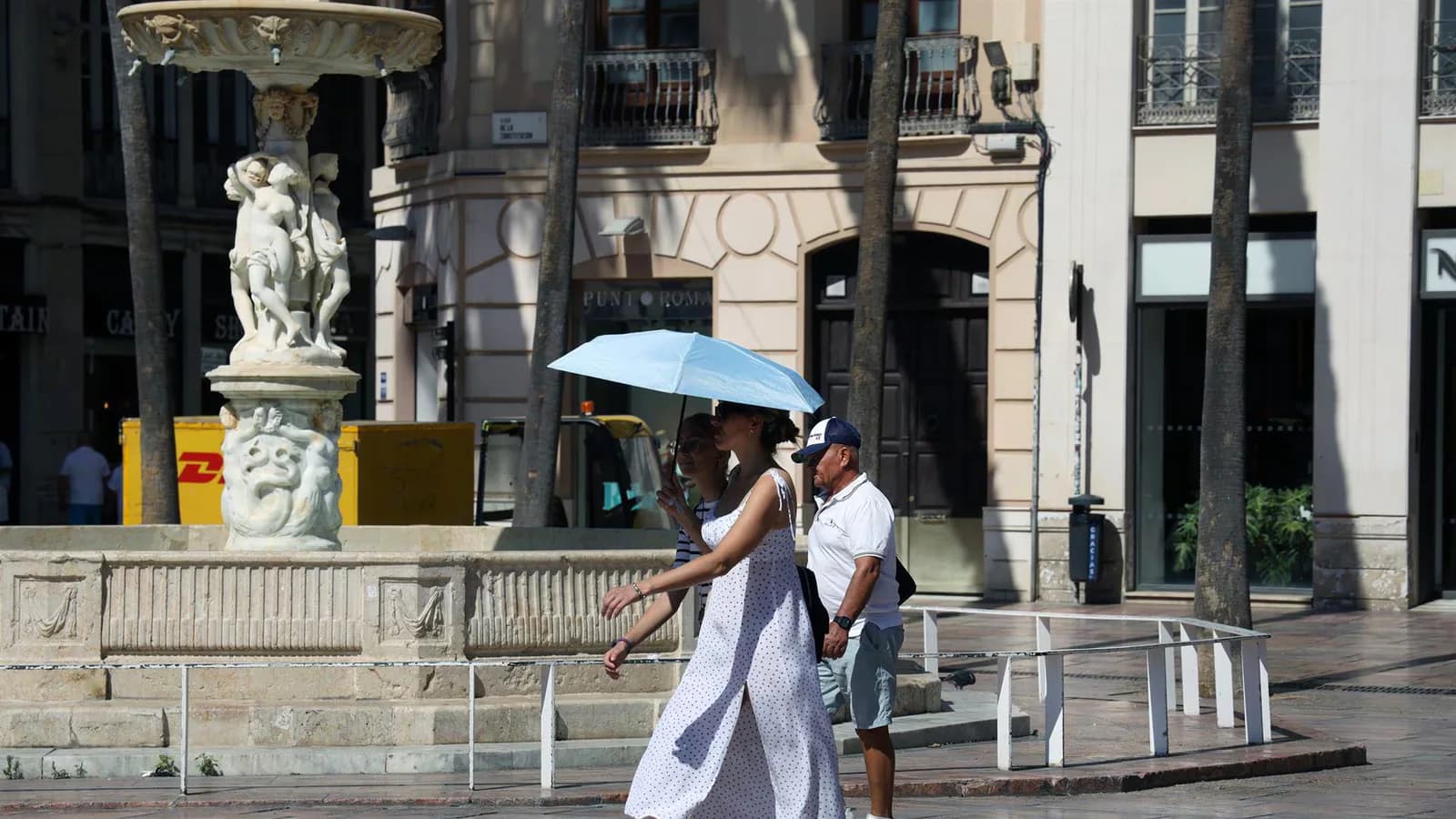 El calor activa avisos en once comunidades y llega a nivel naranja en Valencia y Gran Canaria
