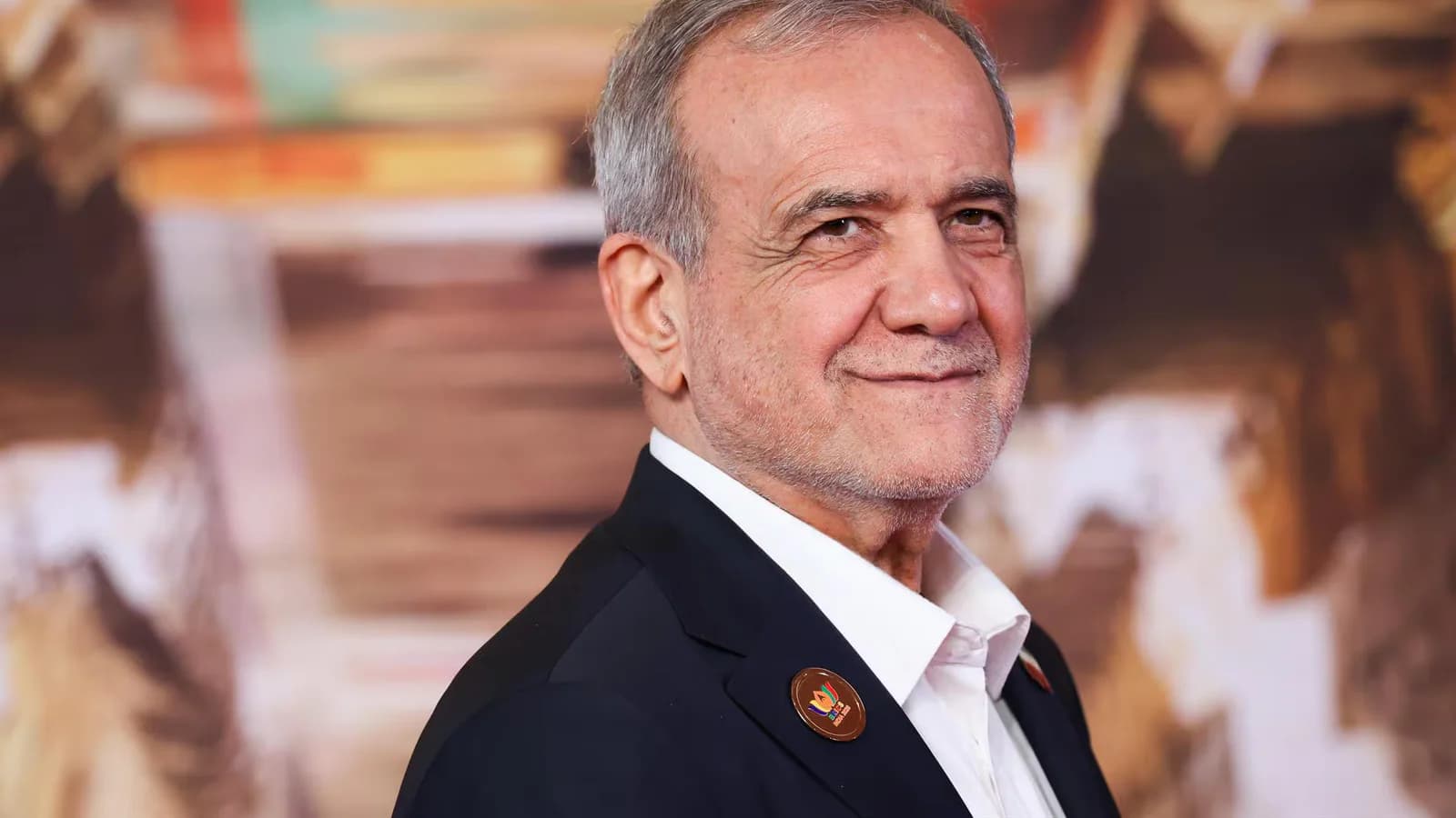 Pezeshkian reclama a los BRICS una respuesta común ante ataques y sanciones