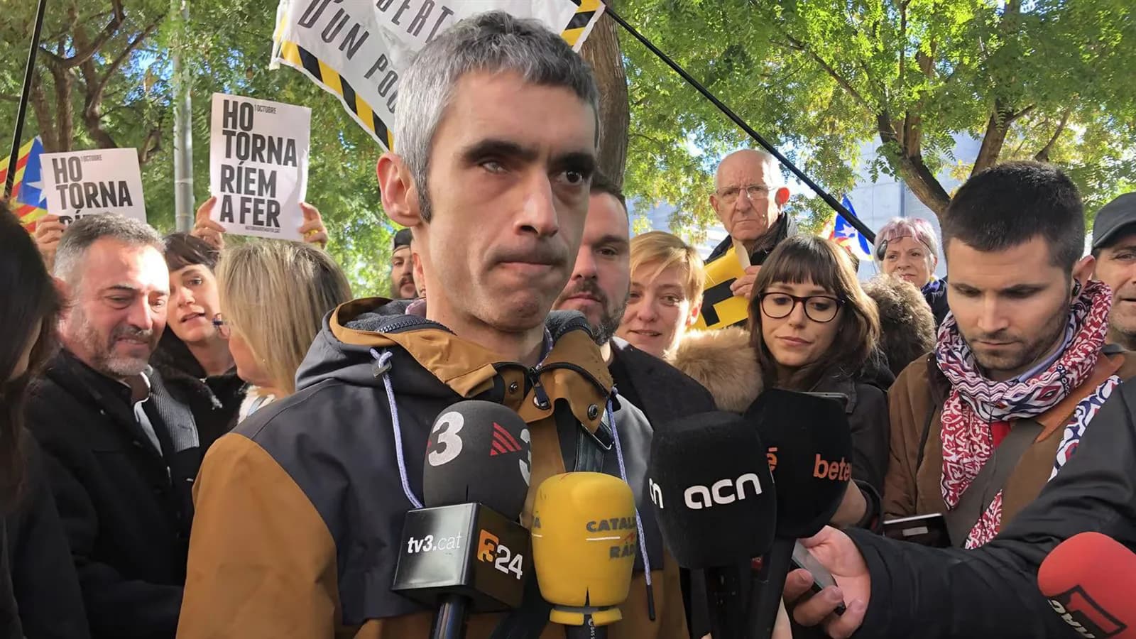 Comienza el juicio a cuatro policías por las lesiones a Roger Español durante el 1-O