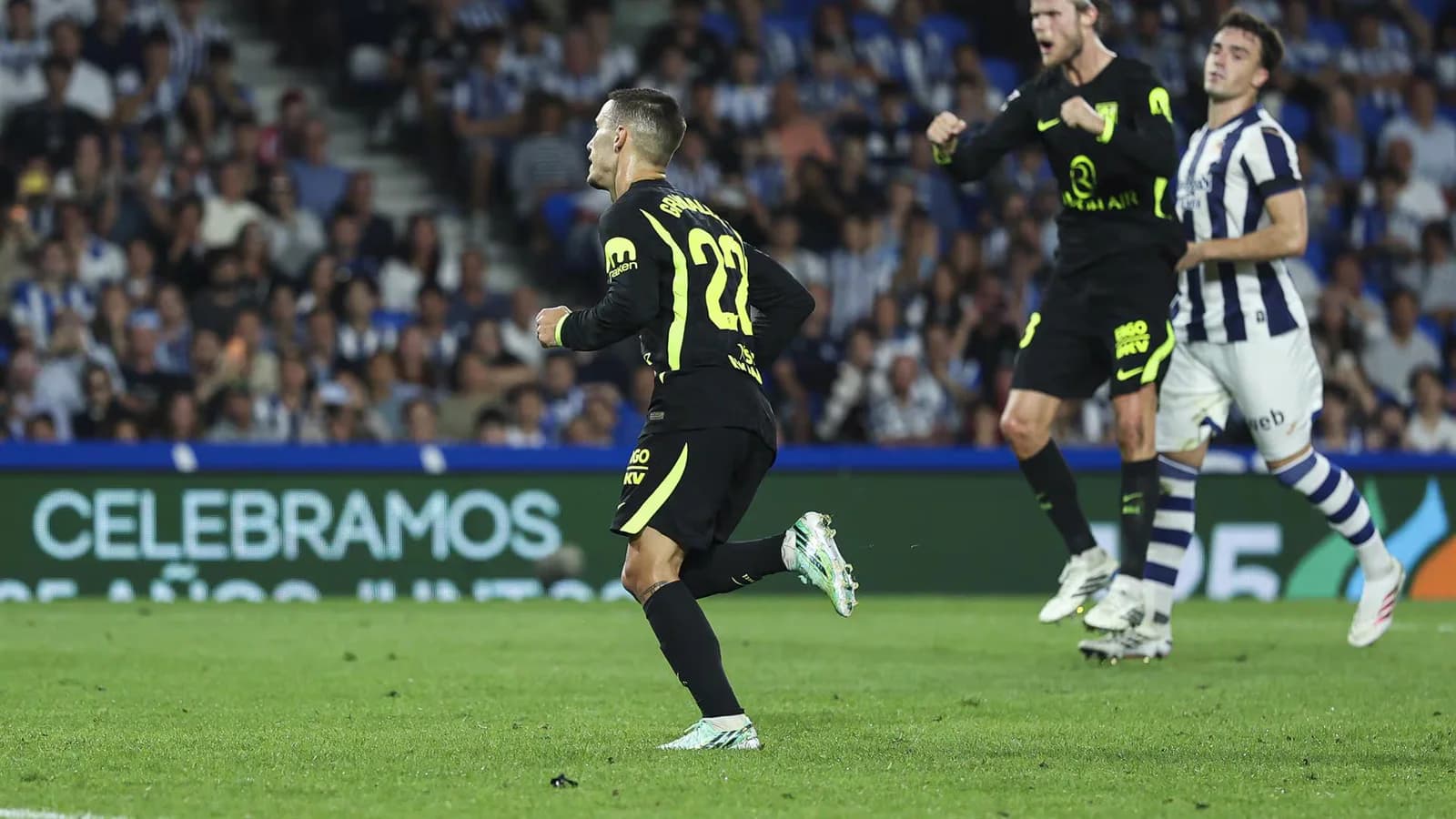 Atlético de Madrid venció 3-0 a la Real Sociedad en Anoeta