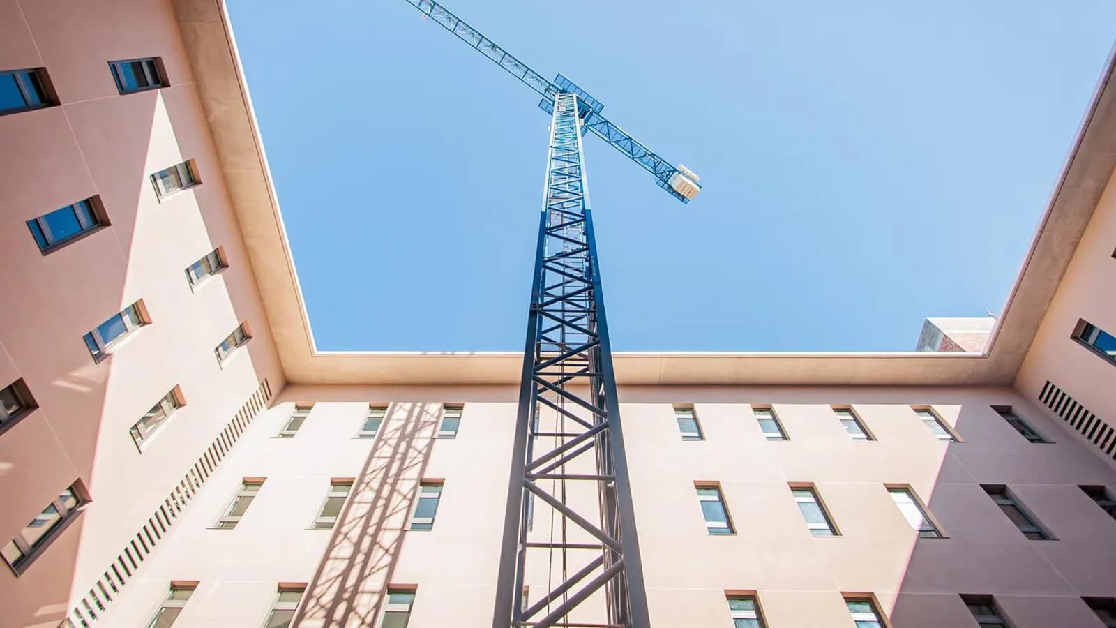 El centro penitenciario de régimen abierto de la Zona Franca abrirá en enero de 2027