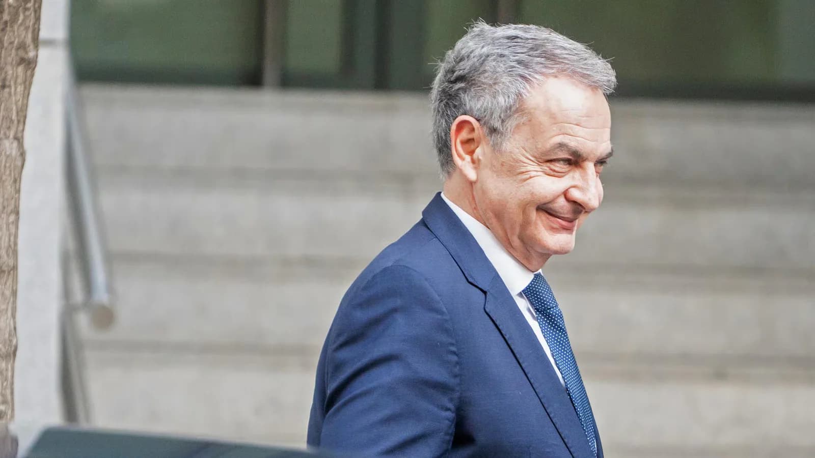 Zapatero pide excluir del caso Plus Ultra un informe sobre sus gestiones en Bolivia