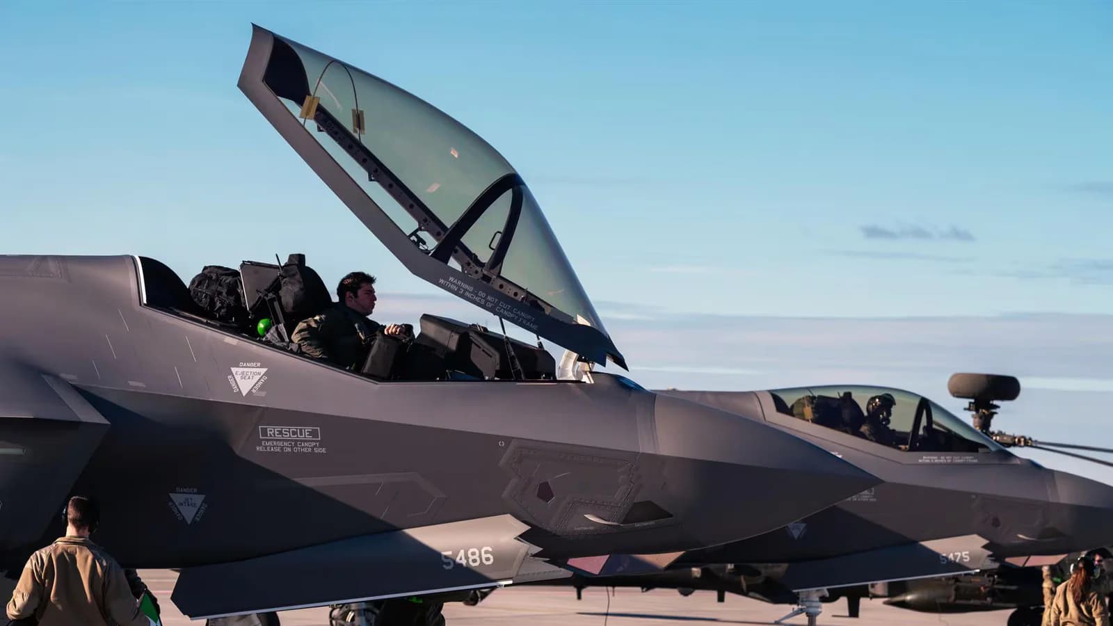 Cazas de la OTAN neutralizan un dron sobre territorio de Lituania