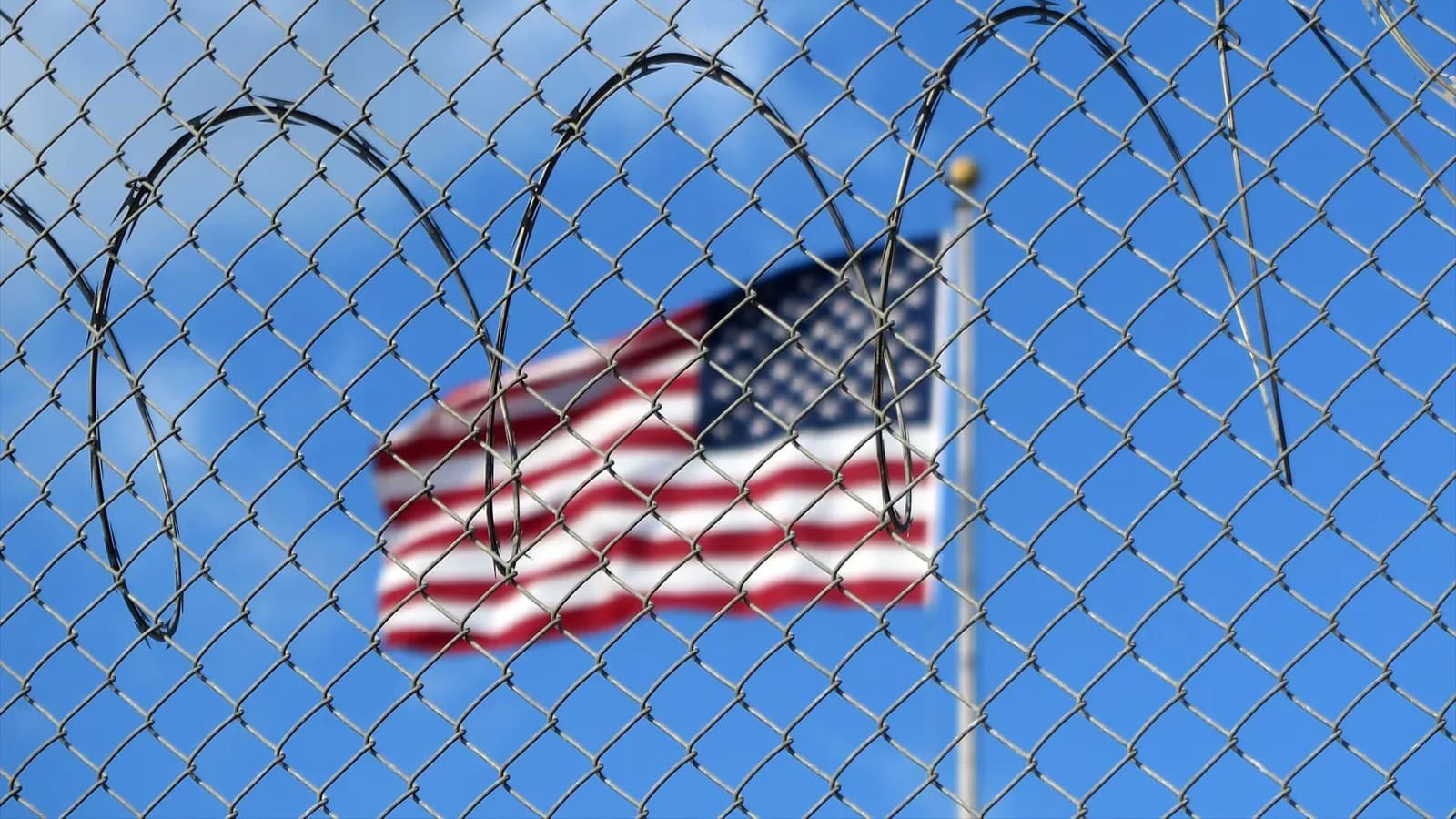 Sumar pide al Congreso que España rechace los aranceles de Trump contra Cuba