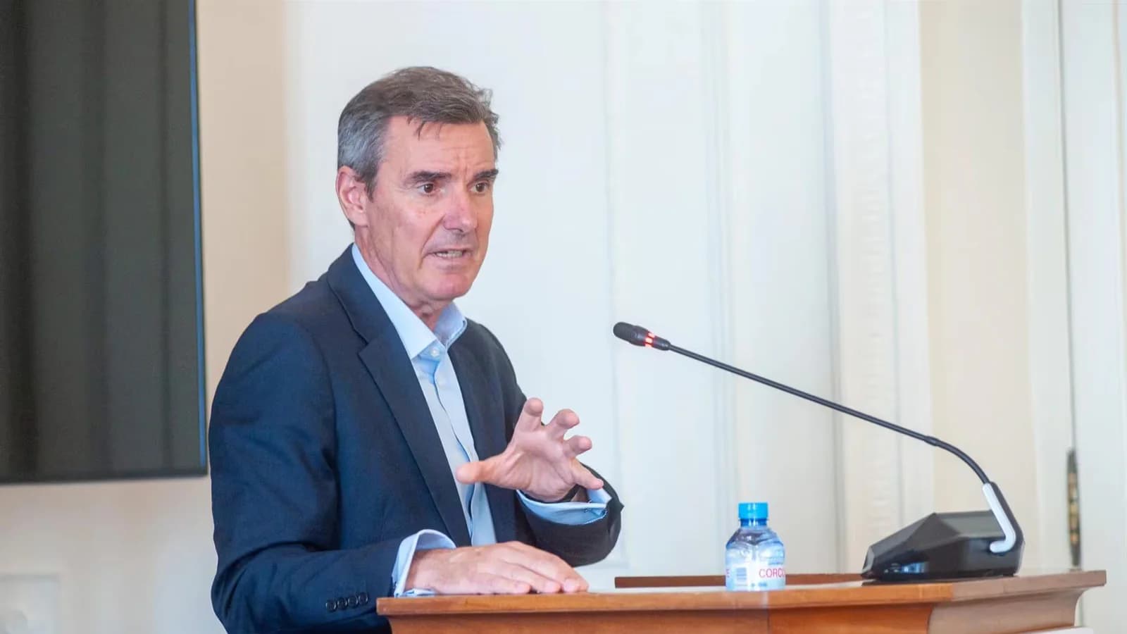 La CNMV pide preservar el control humano en la tecnología financiera