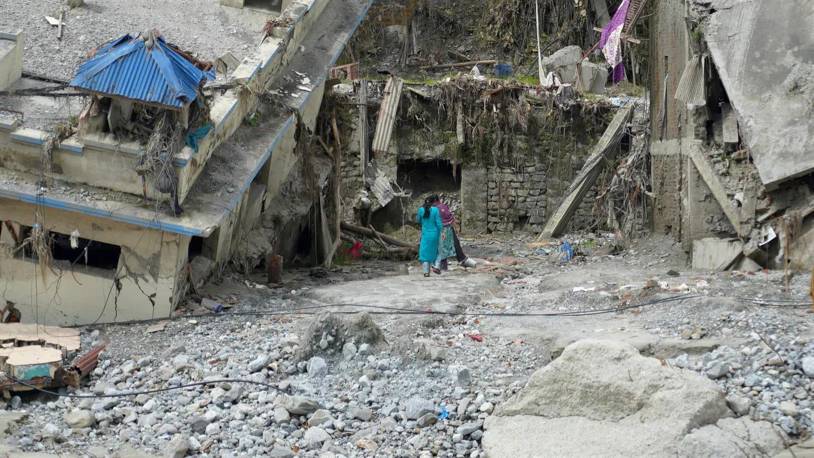Nepal reporta 1.399 muertos y miles de desaparecidos por las inundaciones