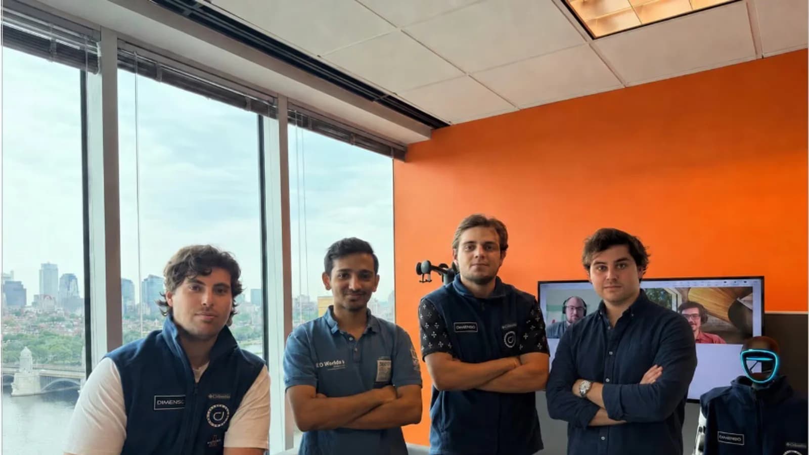 Dimenso capta 600.000 euros y desembarca en Boston con gafas de IA para laboratorios