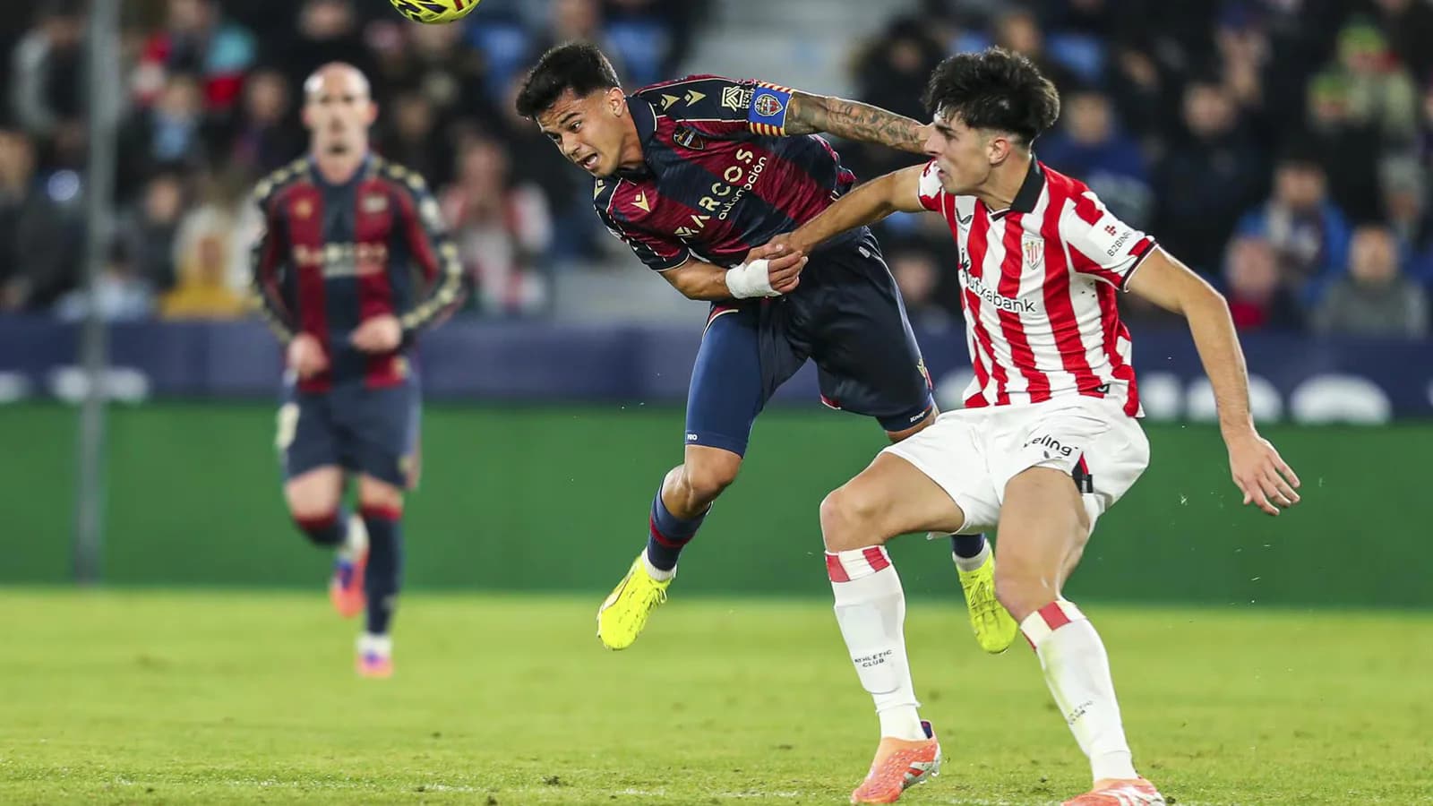 Suspendieron Levante-Athletic por la fuerte lluvia en Valencia