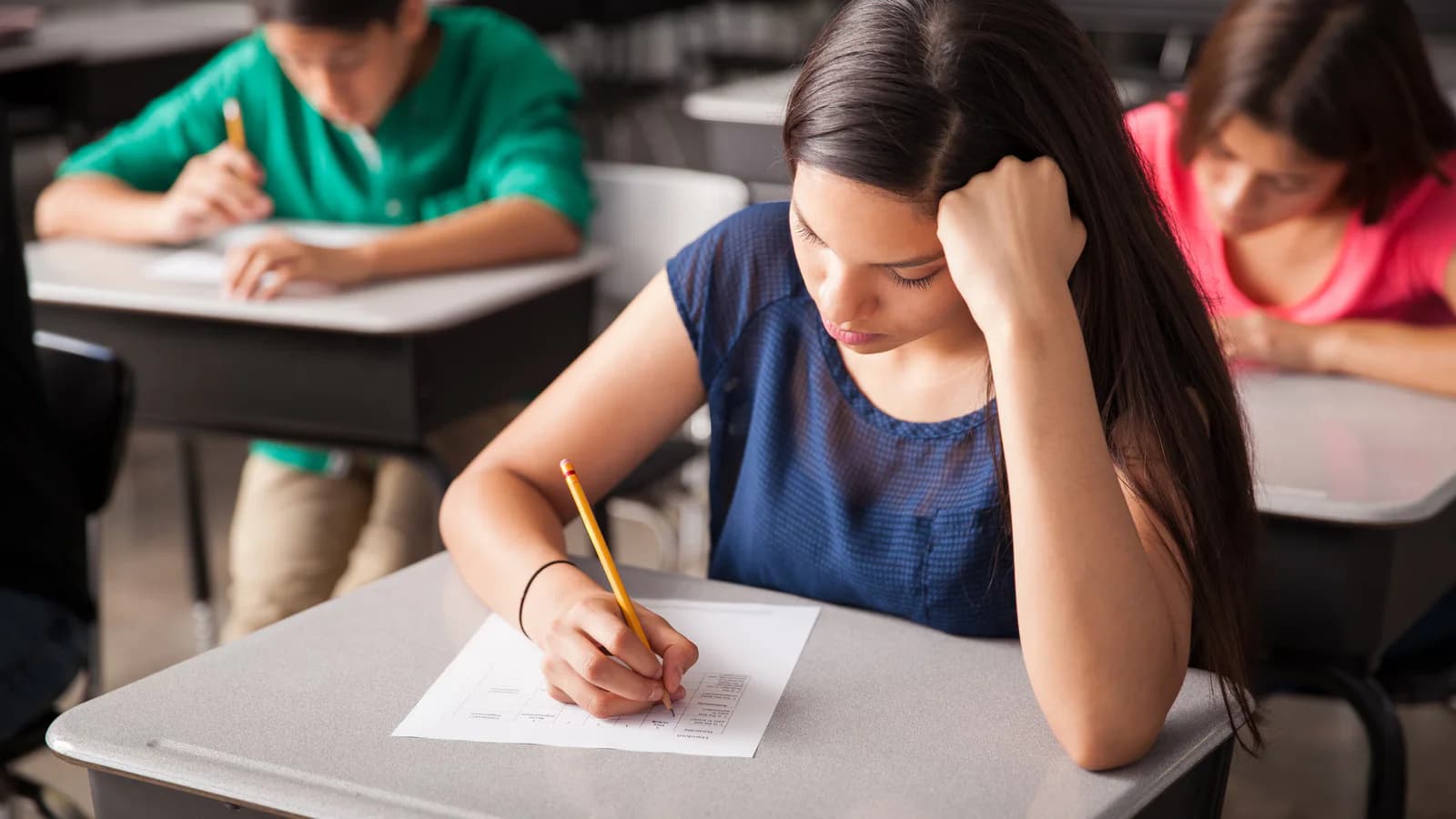 La escuela, los resultados de PISA y el mensaje que reciben los adolescentes