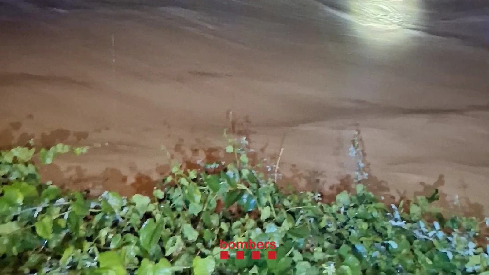 Encontraron muerto al conductor de un auto arrastrado por el agua en Olivella